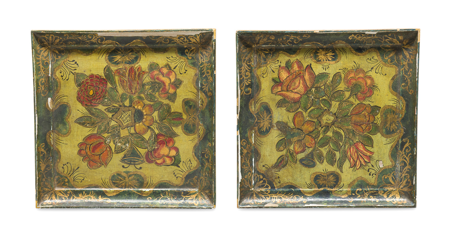 PAIR OF SMALL LACQUERED WOOD TRAYS 19TH CENTURY