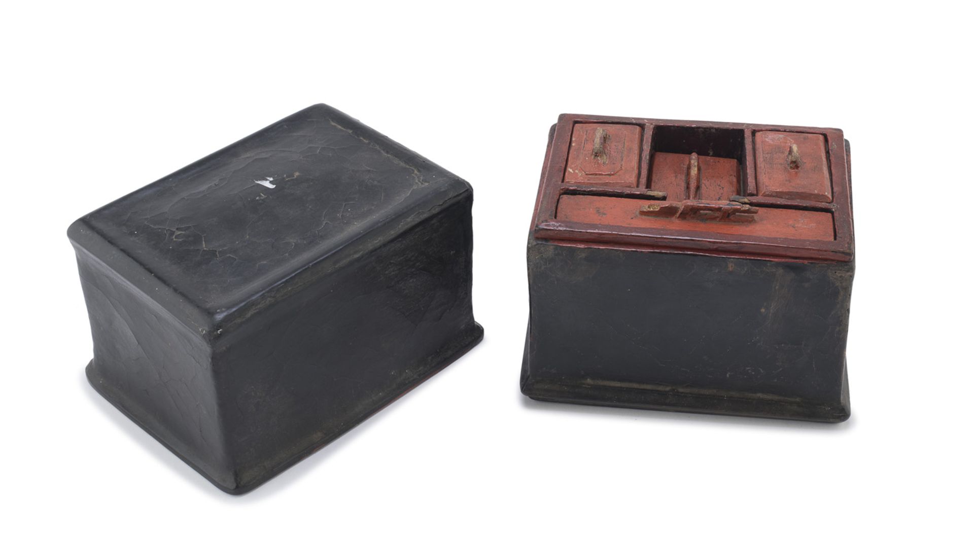 A BLACK LACQUERED TEA CADDY PROBABLY NEPALESE 19TH CENTURY.