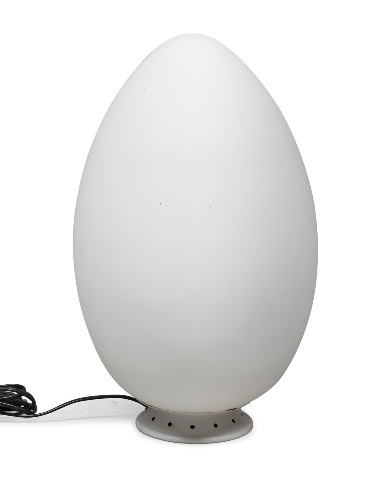 EGG-SHAPED OPALINE LAMP  FONTANA ARTE 1960s