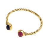 BEAUTIFUL SEMI-RIGID GOLD BRACELET