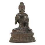 A CHINESE BRONZE SCULPTURE OF BUDDHA. 19TH CENTURY.