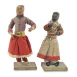 A PAIR OF DOLLS IN WOOD AND FABRIC. CONTINENTAL ASIA 19TH CENTURY.