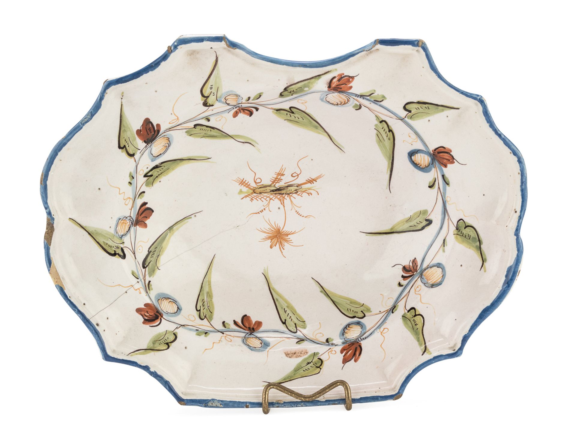 SHAVING PLATE IN MAJOLICA NORTHERN ITALY 18th CENTURY