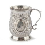 SMALL SILVER MUG LONDON 1770