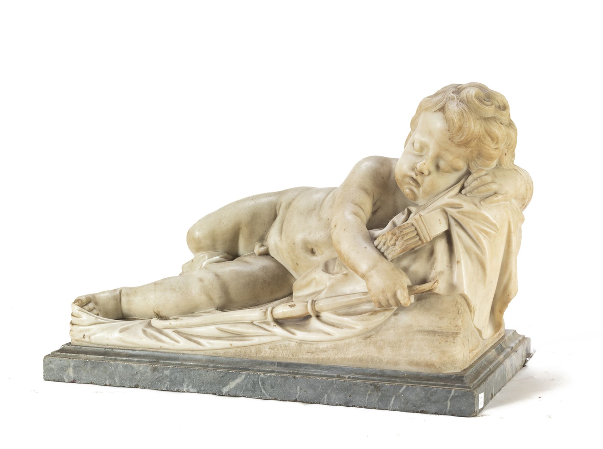 WHITE MARBLE SCULPTURE in the manner of FRANÇOIS DUQUESNOY - Bild 2 aus 3