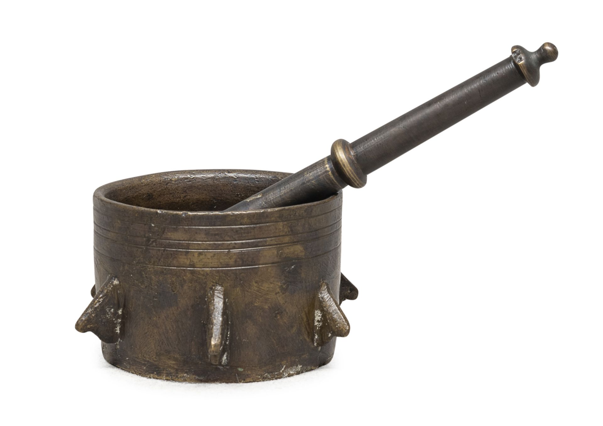 BRONZE MORTAR WITH PESTLE LATE 16TH CENTURY