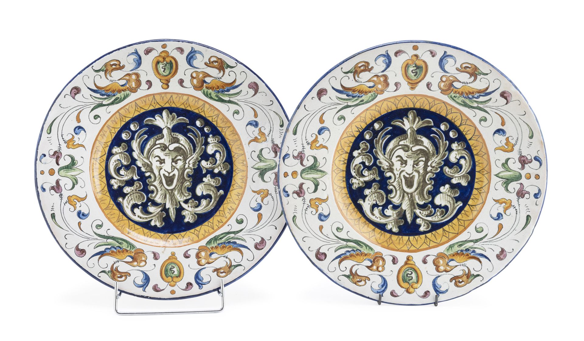 PAIR OF MAJOLICA PLATES PROBABLY FROM THE EARLY 20TH CENTURY