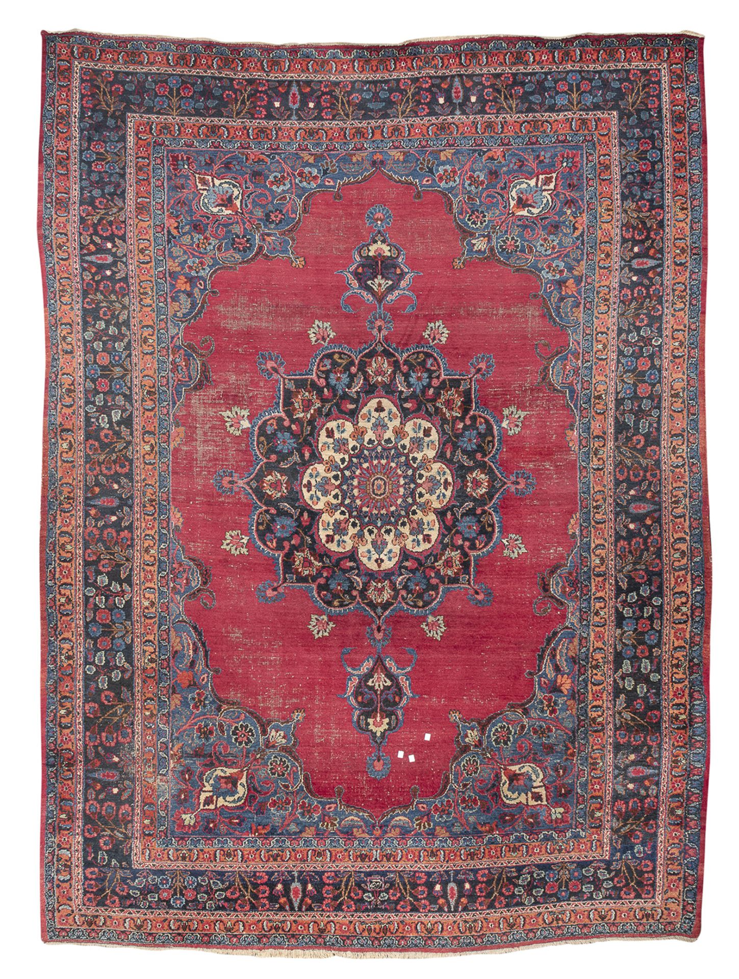 PERSIAN LILIAN CARPET EARLY 20TH CENTURY