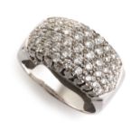 WHITE GOLD BAND RING WITH DIAMOND PAVE