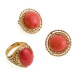 PARURE OF GOLD EARRINGS AND RING