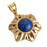 GOLD PENDANT WITH LAPIS LAZULI