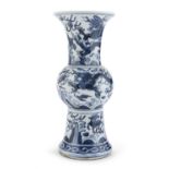 A CHINESE WHITE AND BLUE PORCELAIN VASE 19TH CENTURY.