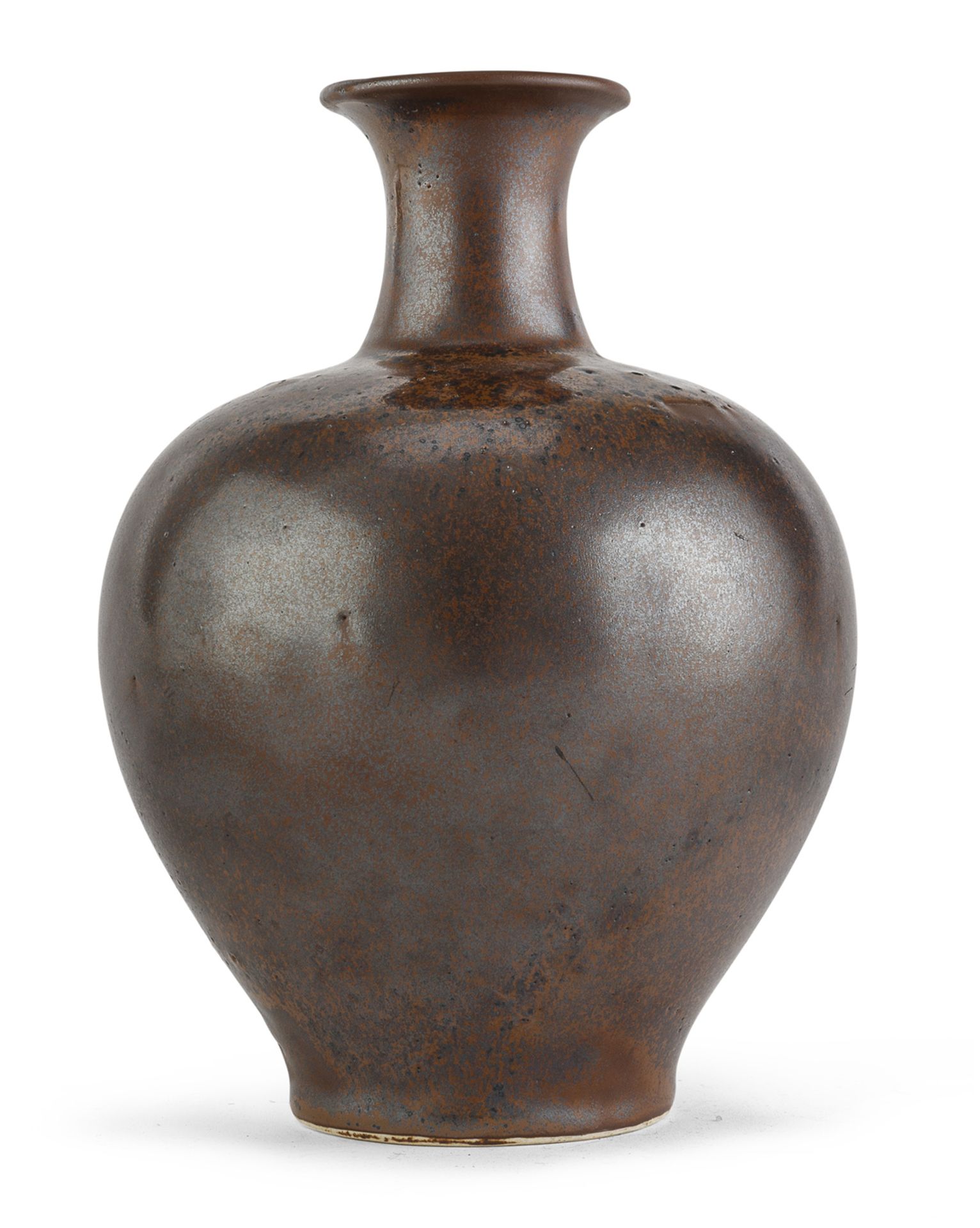 A CHINESE BROWN GLAZED PORCELAIN VASE 17TH CENTURY.