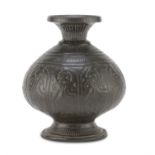 AN INDIAN BRONZE JAR. 20TH CENTURY.