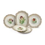 FOUR PLATES AND A STAND IN PORCELAIN 19TH CENTURY