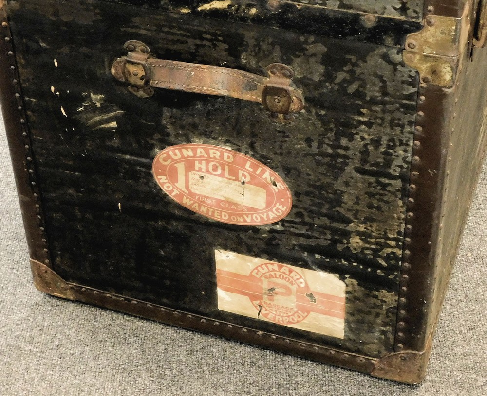 STEAMER TRUNK. - Image 3 of 3