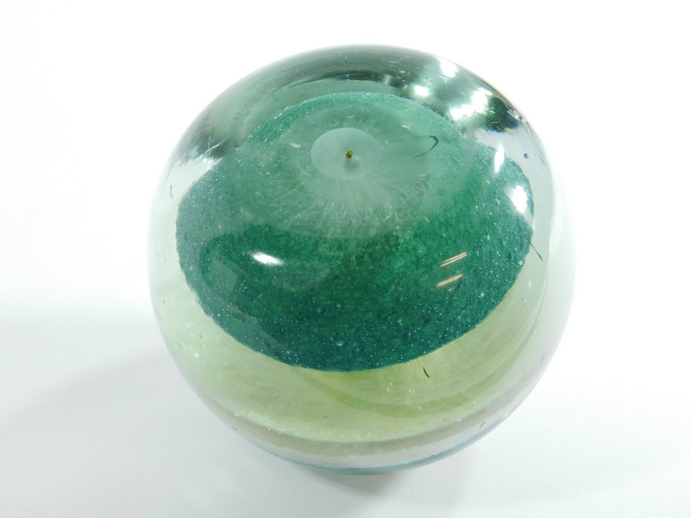PAPERWEIGHT. - Image 2 of 3