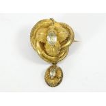 VICTORIAN BROOCH.