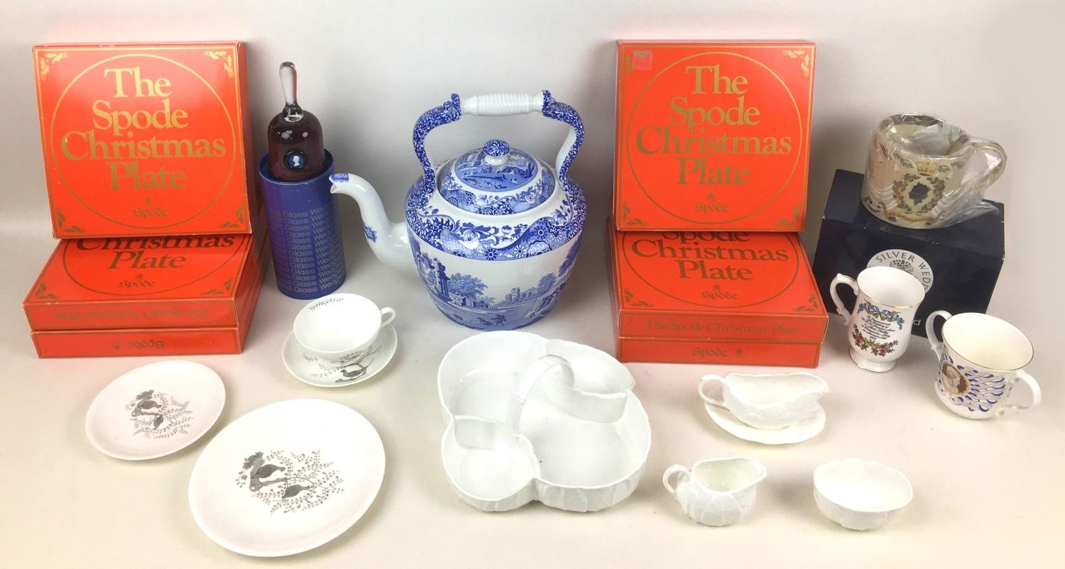 A collection of ceramics, including a large Spode 'Italian' pattern kettle, 33 by 22 by 32cm high, a