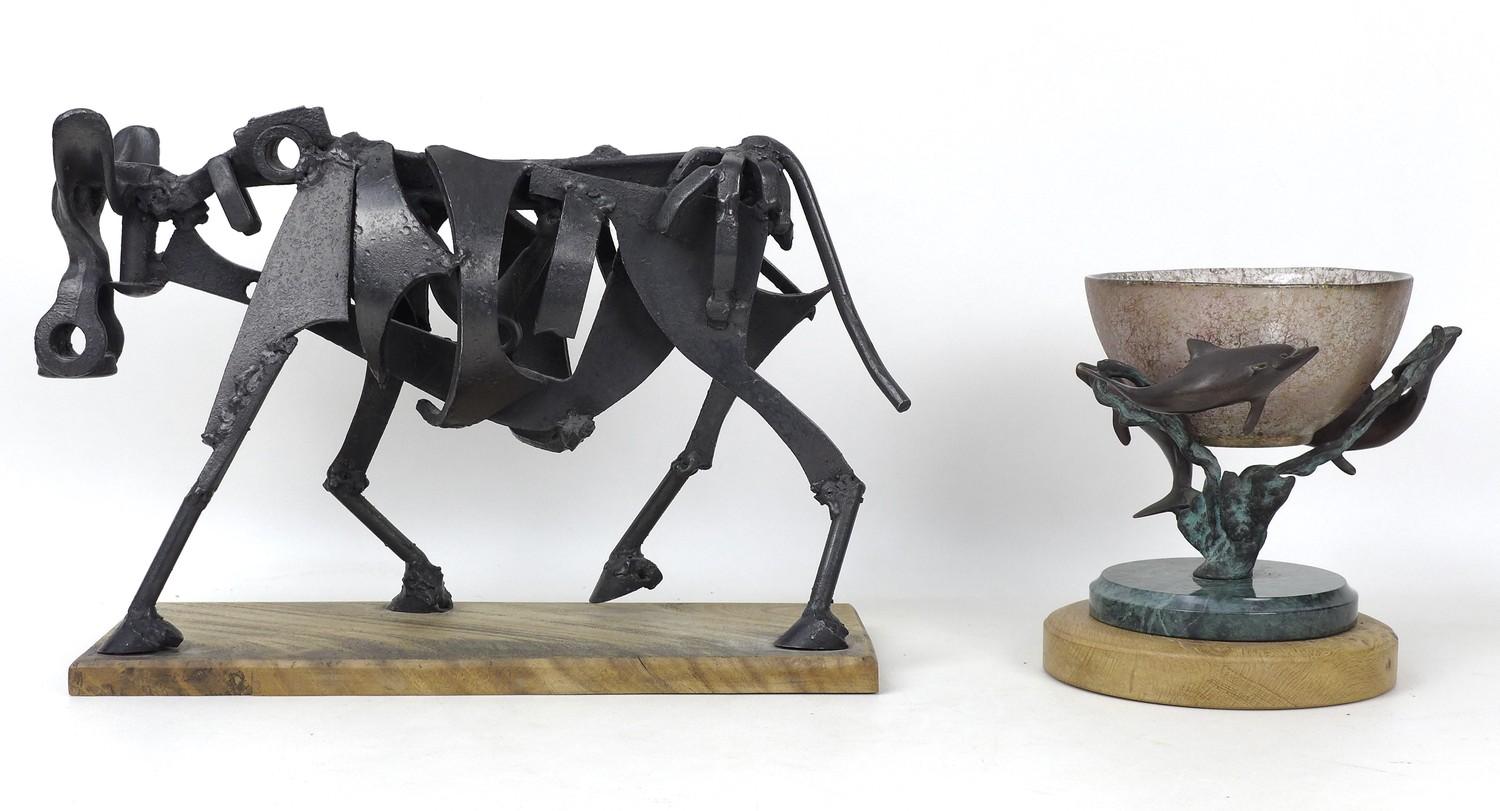 A modernist metal sculpture of a cow, constructed from mechanical parts and scrap on a simple wooden - Image 4 of 5