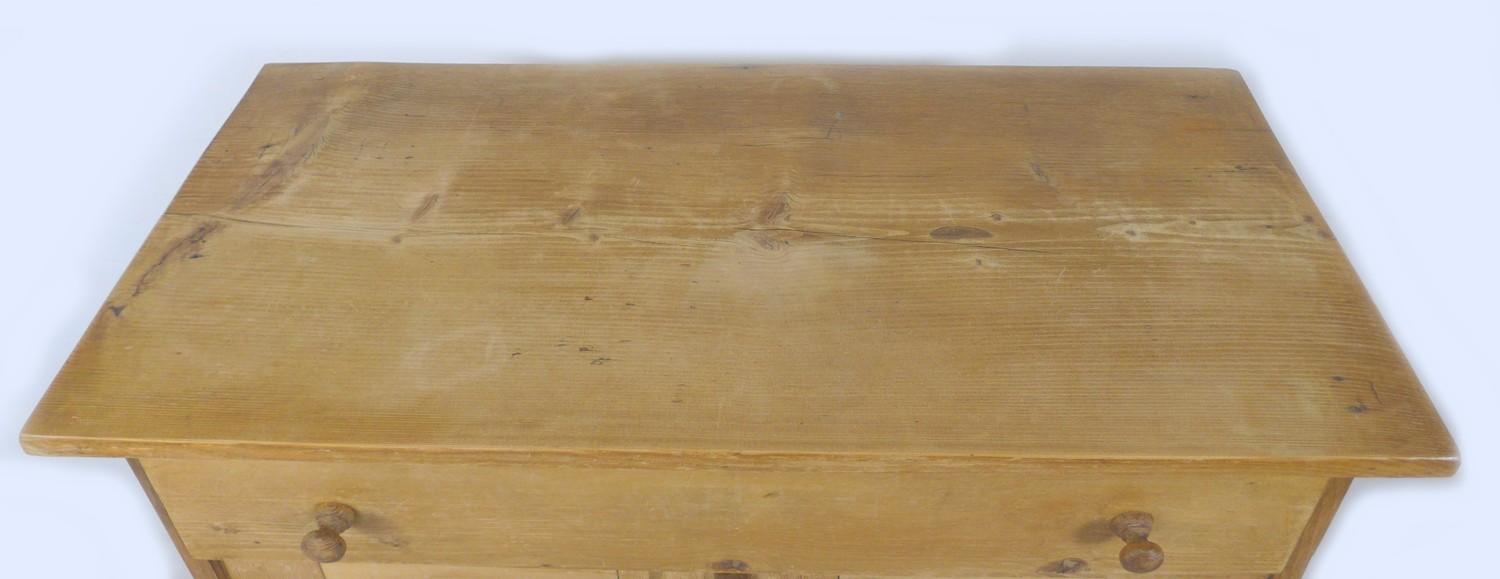 A 19th century Continental pine linen cupboard, possibly French, with single drawer over double - Image 5 of 9