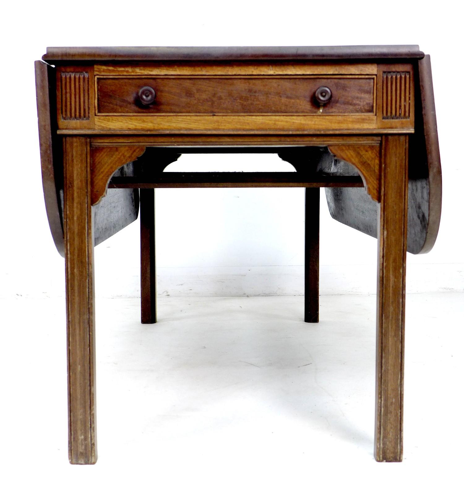 A George III mahogany drop leaf table, of long narrow form with single drawer, raised on - Image 6 of 7