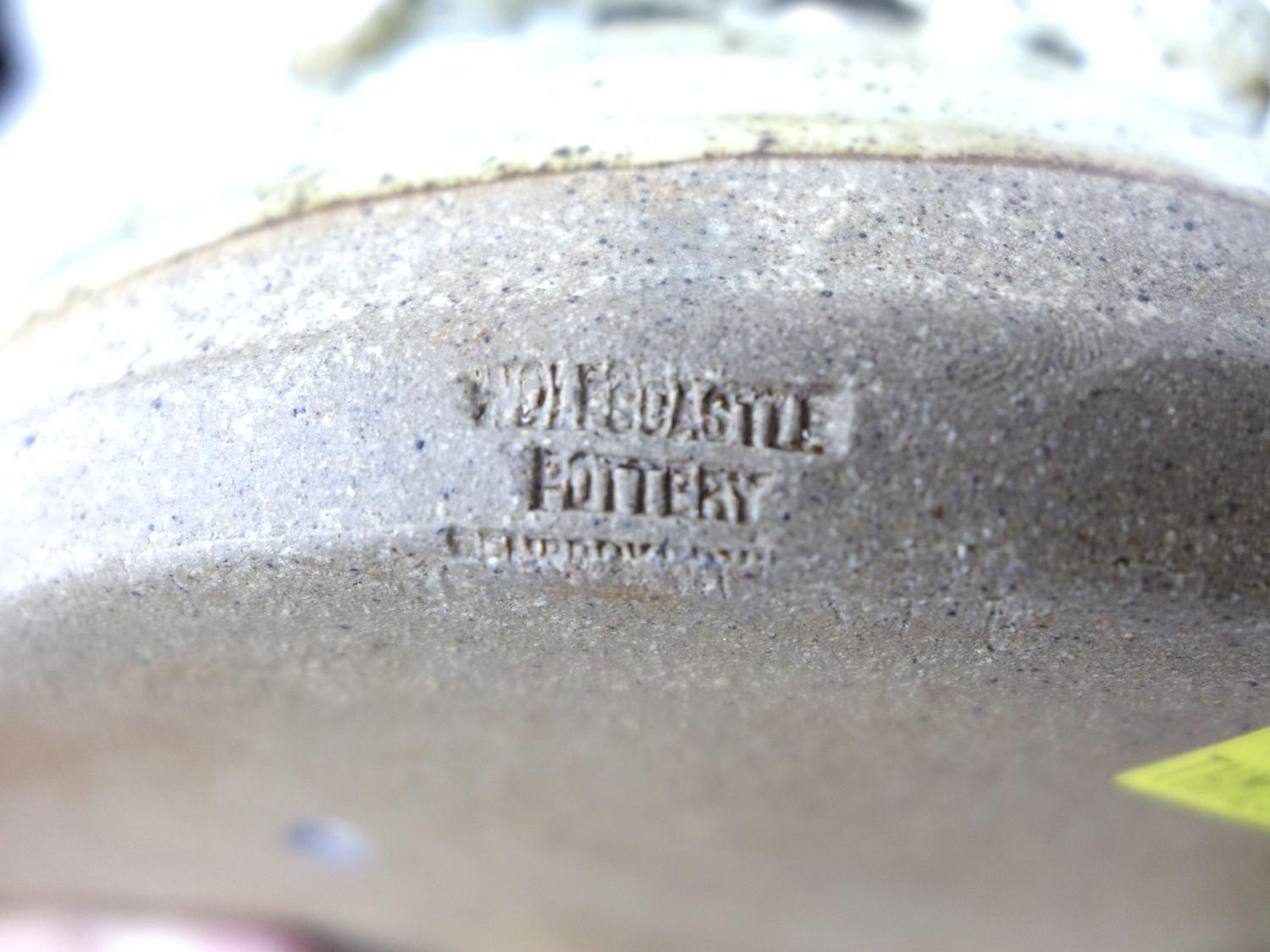 A group of four Studio Pottery items, comprising a Wolfscastle Pottery, Pembrokeshire shallow bowl - Image 8 of 8