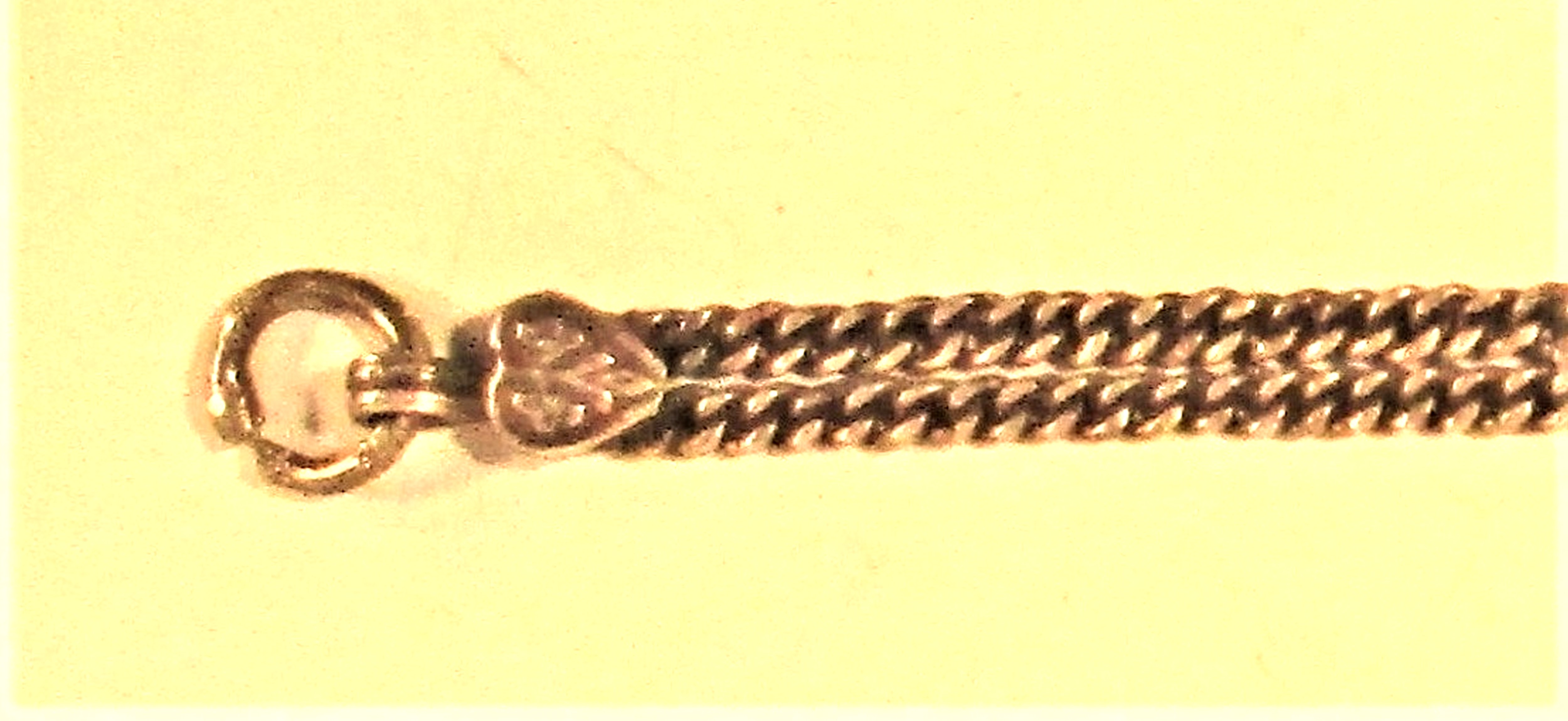 Bracelet made from 2 metal chains and 4 heart motifs. 9cm. - Image 2 of 2