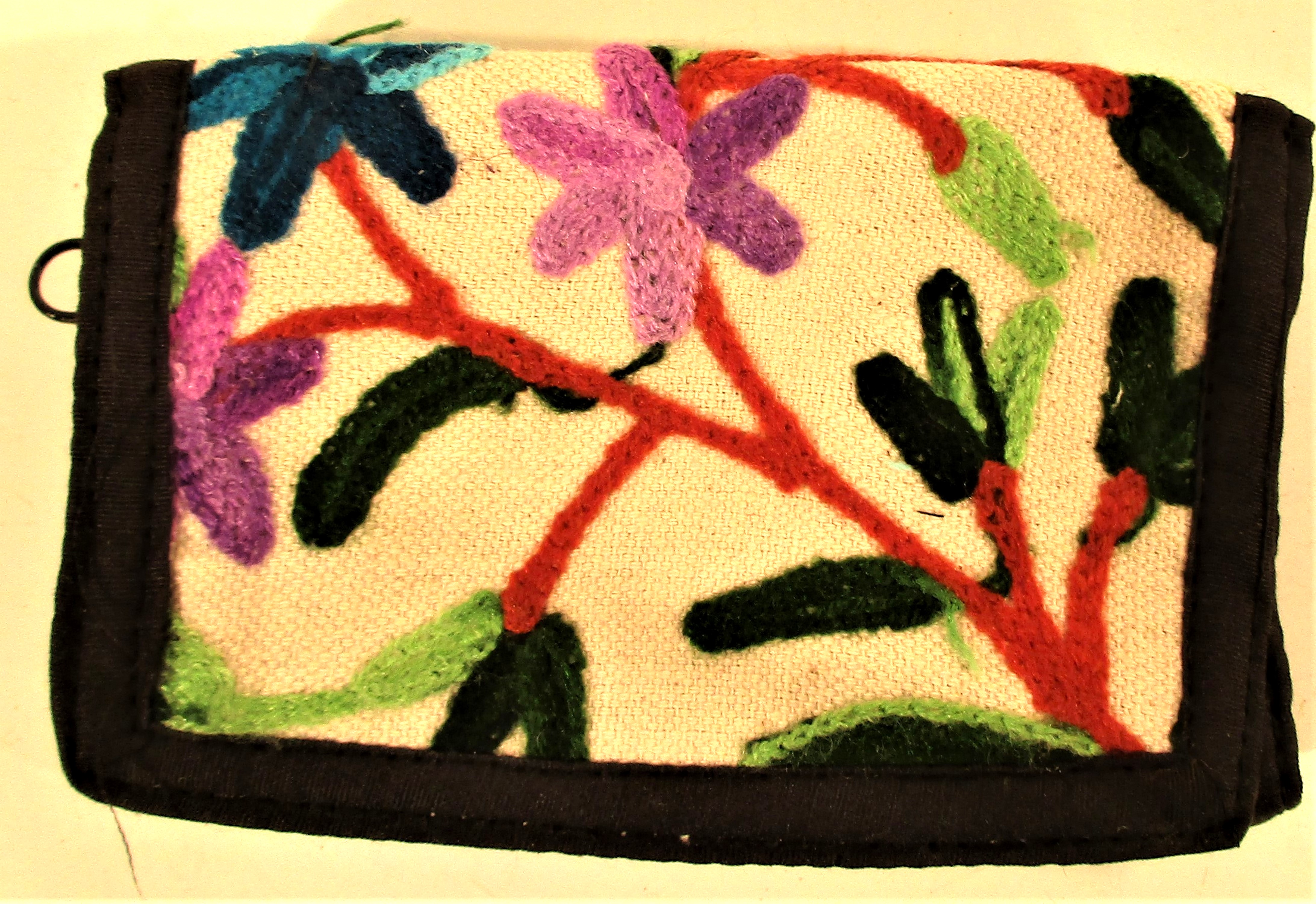 Kashmir embroidered wallet with multiple pockets. 26 x 13cm.
