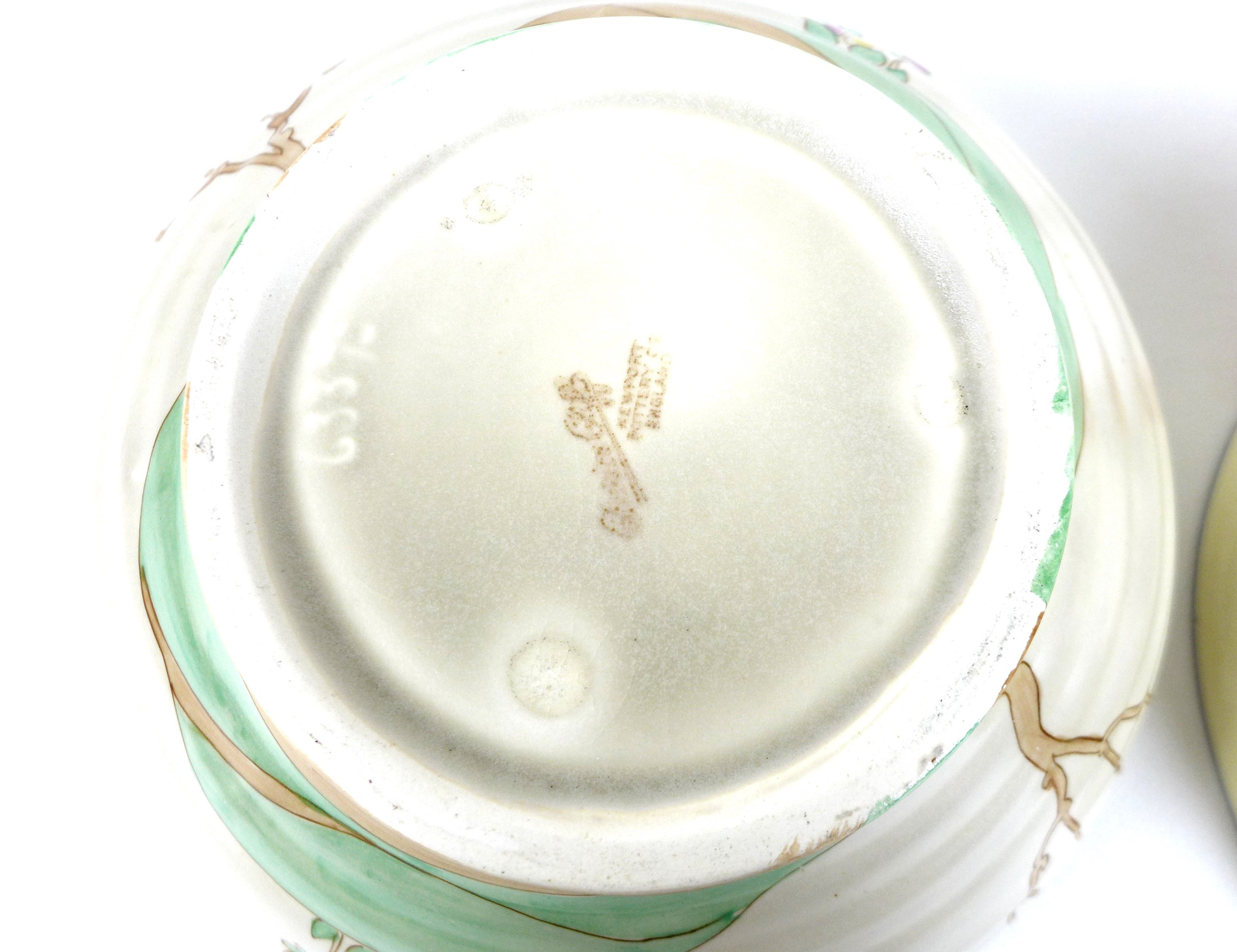 A Clarice Cliff Rhodanthe bowl, with green backstamp for Royal Staffordshire Pottery, A. J. - Image 6 of 7