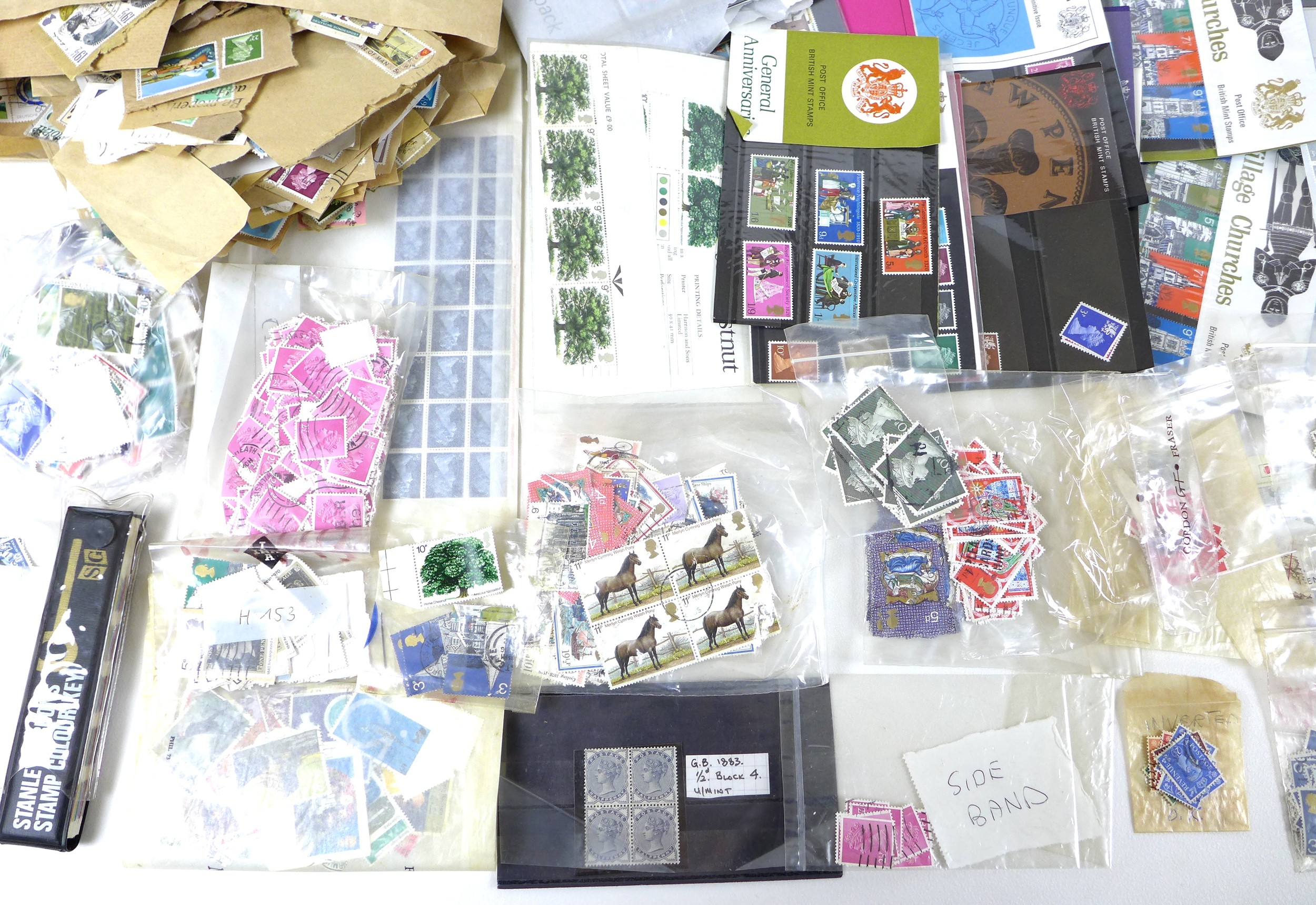 A collection of GB and World stamps, including Victorian penny reds to 1980s, some First Day Covers, - Image 2 of 9