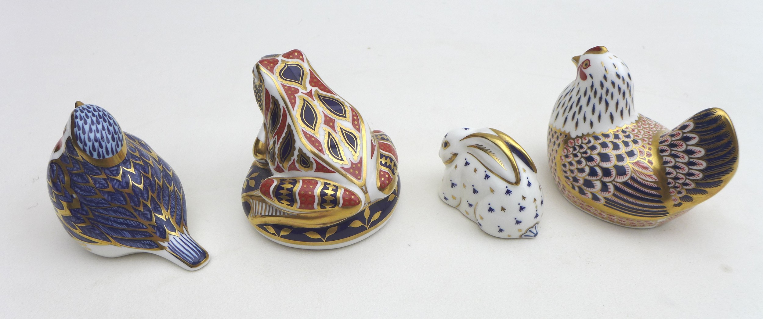 A group of four Royal Crown Derby paperweights, comprising a rabbit, with gold stopper, a frog, a - Image 7 of 9