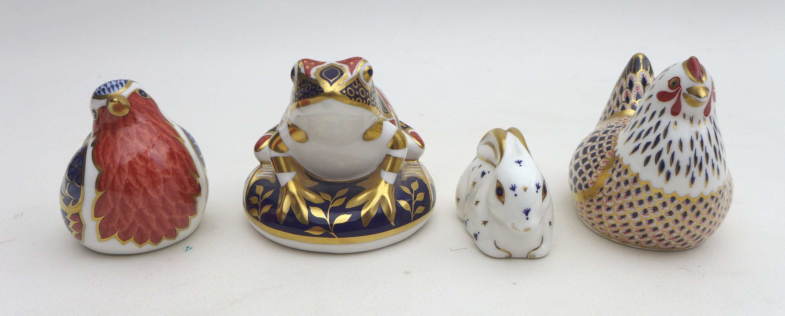 A group of four Royal Crown Derby paperweights, comprising a rabbit, with gold stopper, a frog, a - Image 6 of 9
