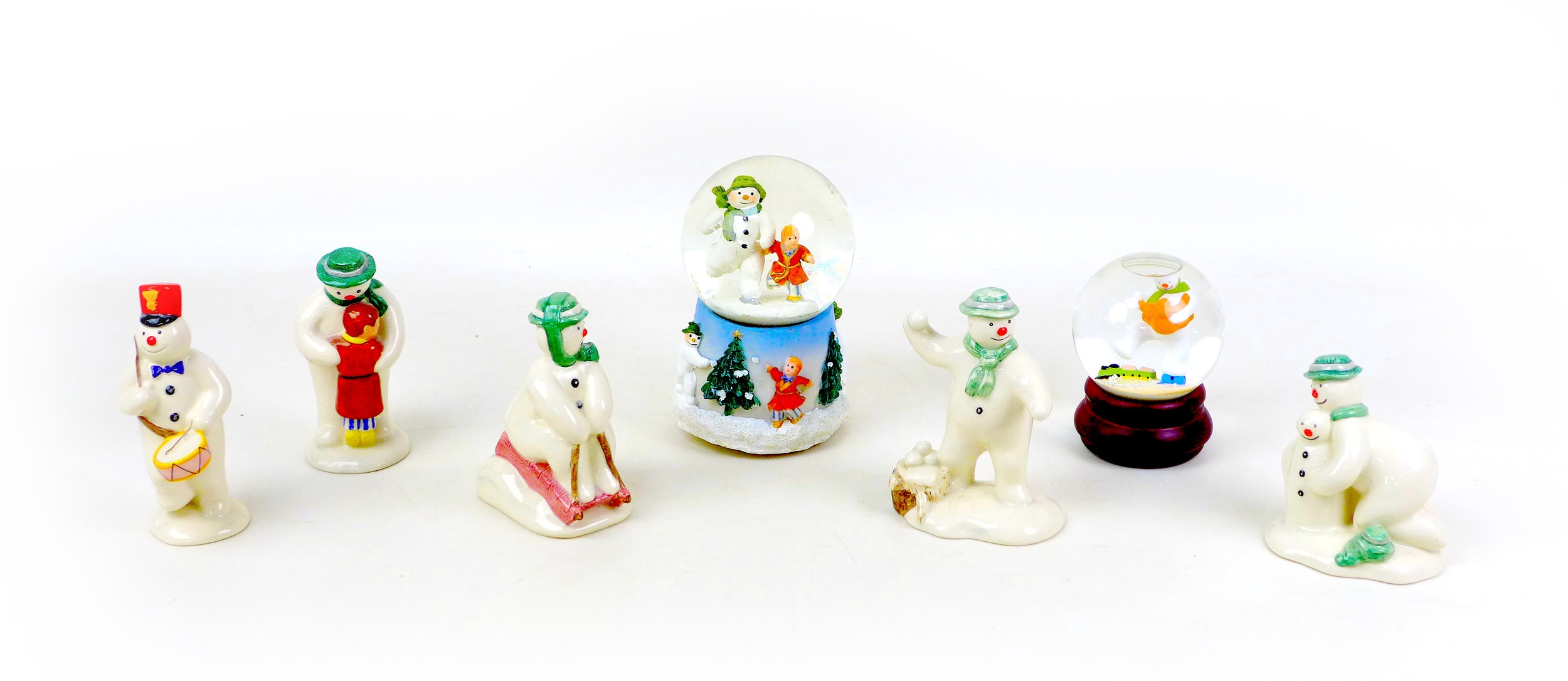 A group of Coalport classics and other ?The Snowman? figurines, comprising limited edition - Image 2 of 6