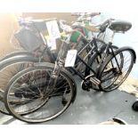 A vintage Curzon black painted lady's road bike.