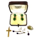 A group of gold jewellery, comprising an 18ct gold engraved cross pendant, unmarked but tested, 1.