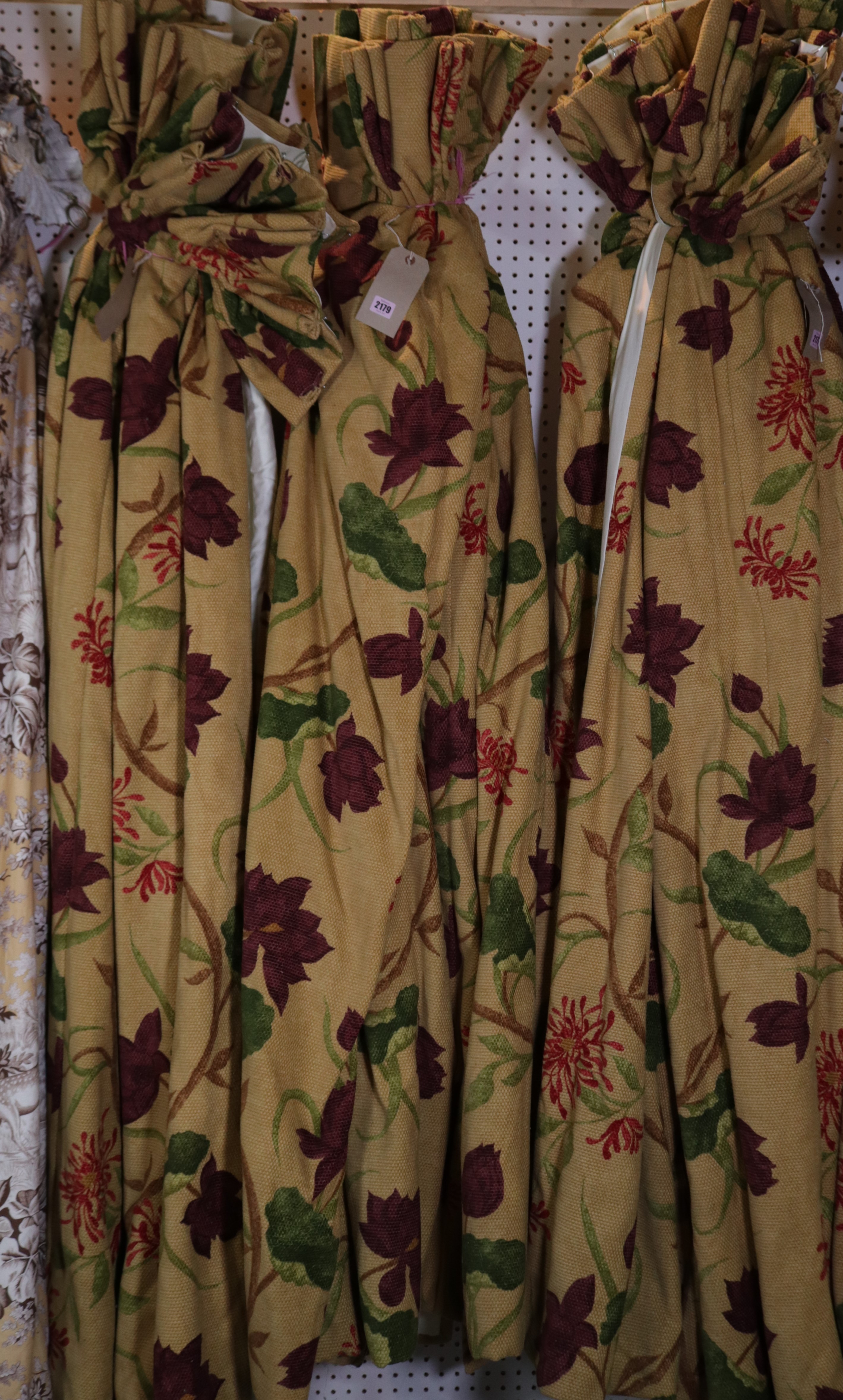 Curtains, a pair lined and interlined, floral decoration, each 98cm x 200cm, with pole - Image 2 of 2