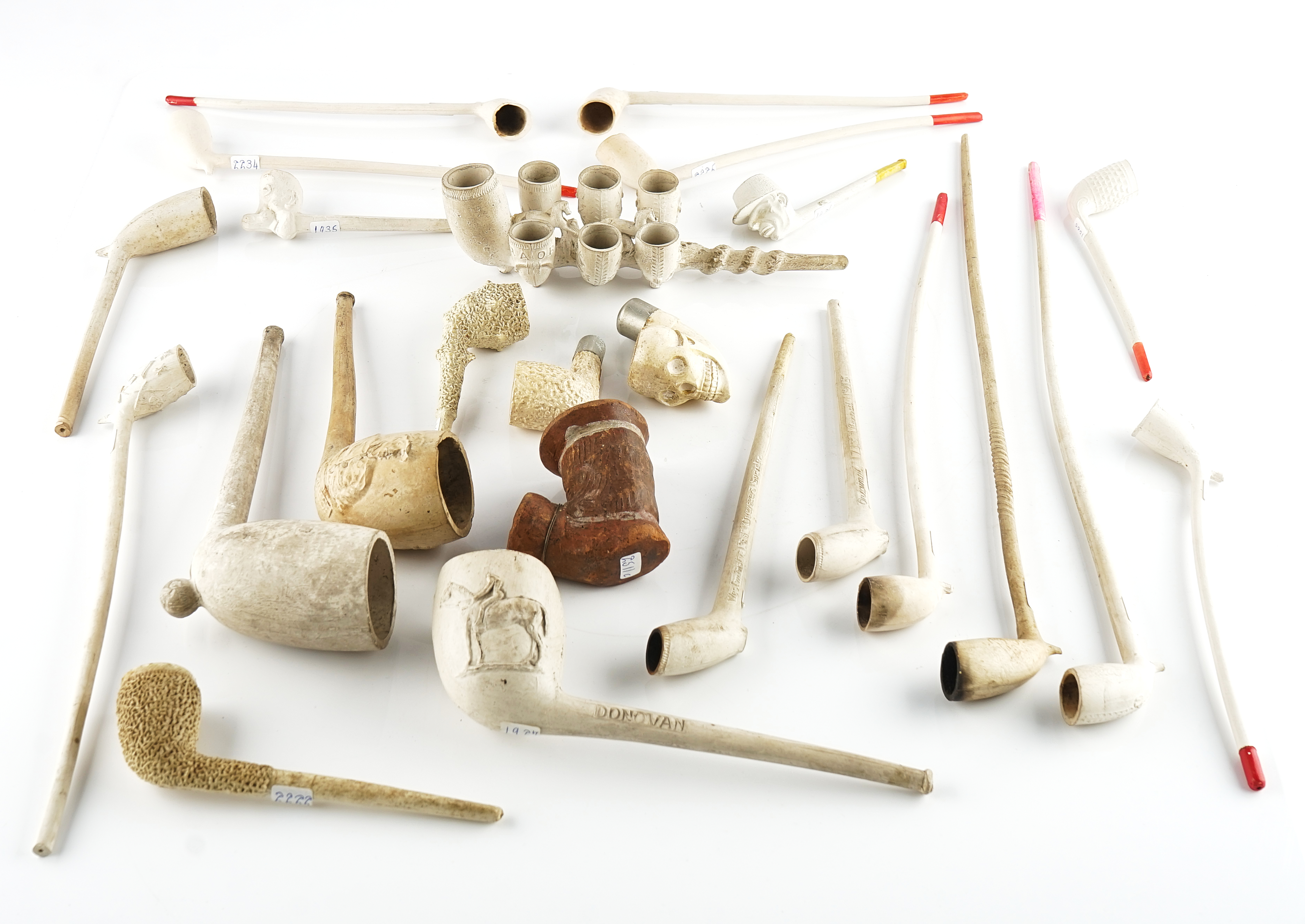 A LARGE COLLECTION OF CLAY PIPES (QTY) - Image 4 of 6