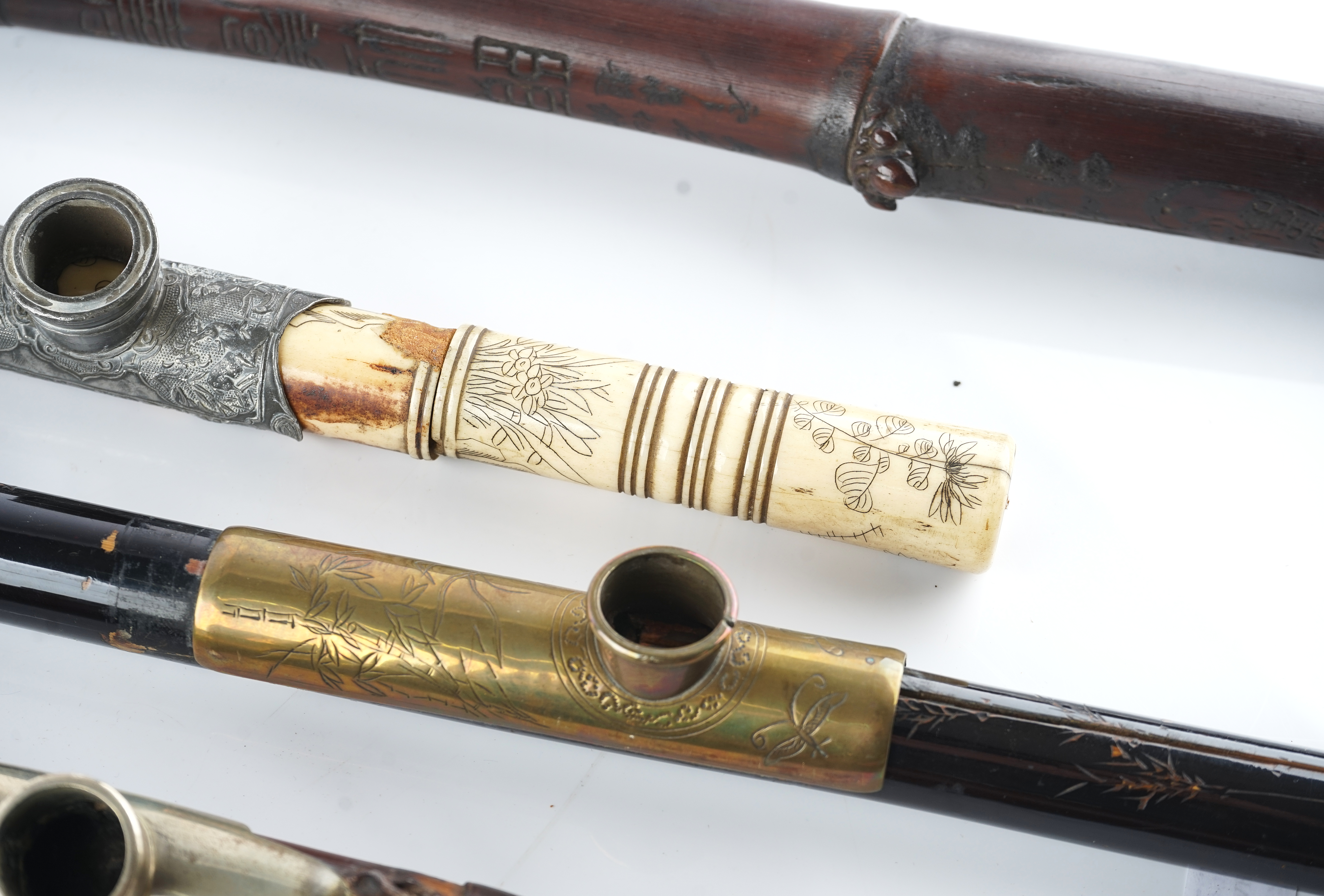 FOUR CHINESE OPIUM PIPES (4) - Image 6 of 8