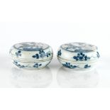 A pair of Chinese small blue and white circular boxes and covers