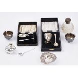 Two silver christening sets and further items (8)