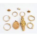 A 15CT GOLD AND DIAMOND BROOCH AND FIVE FURTHER ITEMS OF JEWELLERY (6)