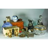 Collectibles, a quantity including costume jewellery, copper and brass items, ceramic tea pot...