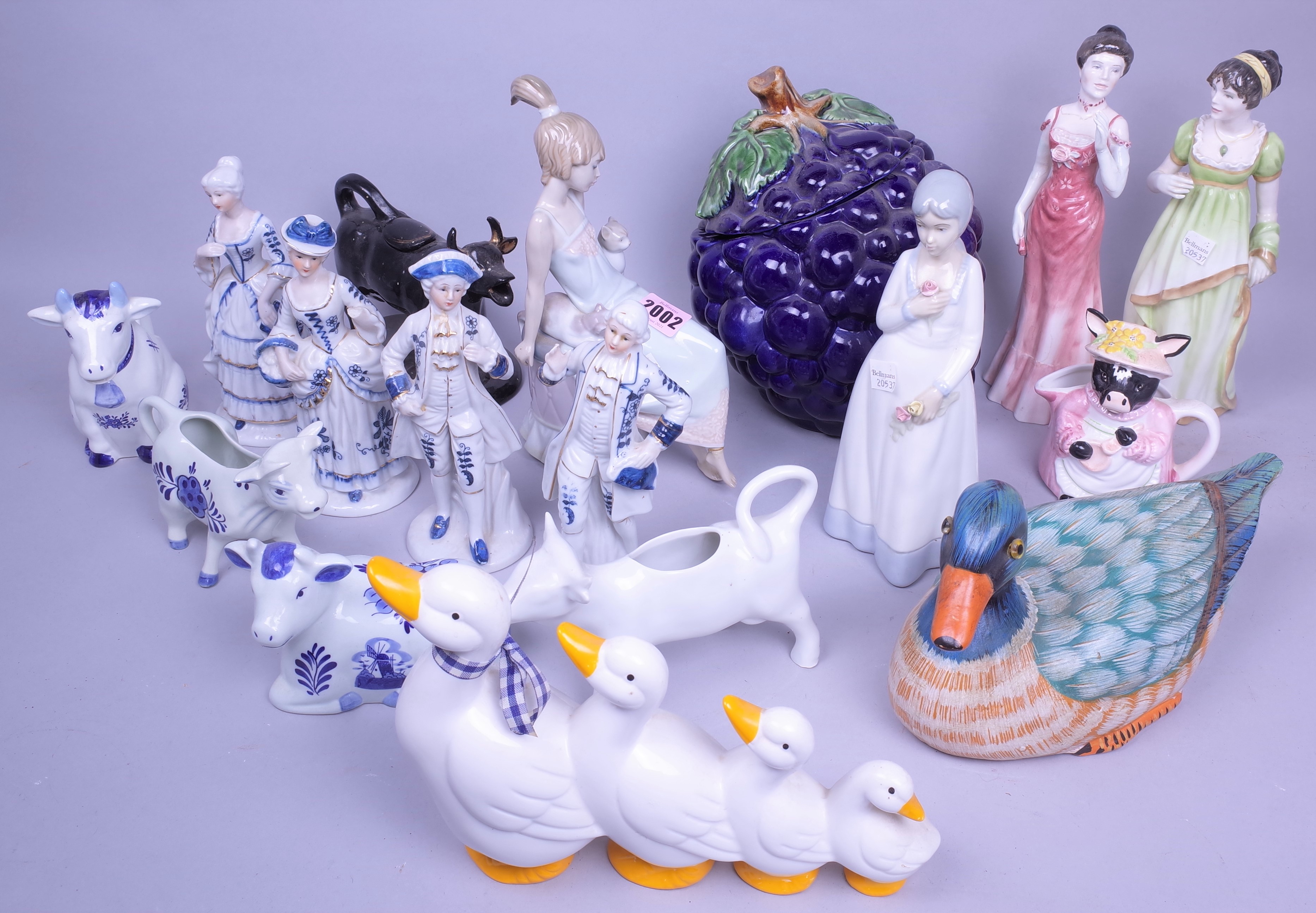 Ceramics, mostly modern figures and cow creamers, including Lladro