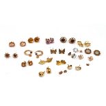 A PAIR OF GOLD EARRINGS AND FIFTEEN FURTHER PAIRS OF MOSTLY EARSTUDS (16)