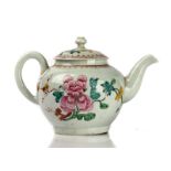 A CHAFFERS LIVERPOOL PORCELAIN TEAPOT AND COVER