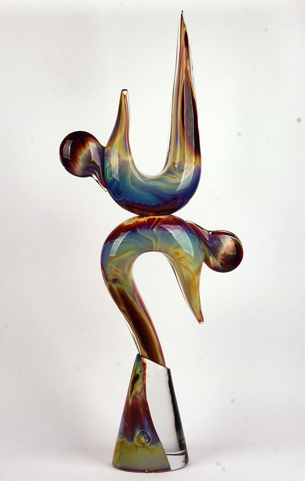 DINO ROSIN ( ITALIAN, BORN 1948) A LARGE MURANO CALCEDONIA GLASS SCULPTURE OF ACROBATS - Image 2 of 2