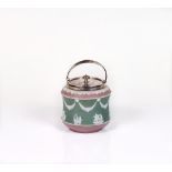 A WEDGWOOD TRI-COLOUR JASPER BISCUIT BARREL WITH PLATED COVER AND MOUNTS
