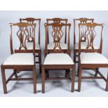 A SET OF SIX GEORGE III STYALE MAHOGANY DINING CHAIRS