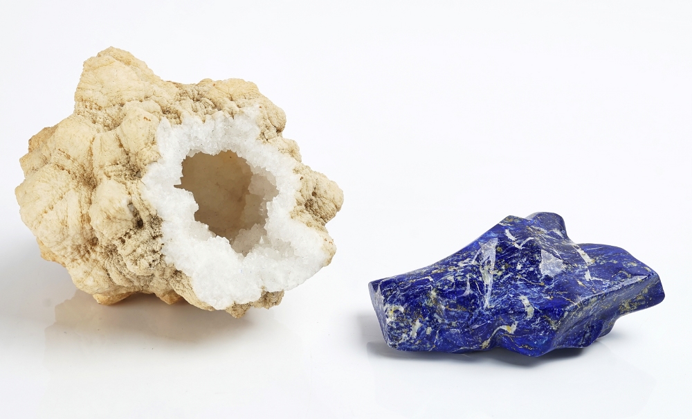 NATURAL HISTORY; A LAPIS LAZULI SPECIMEN (2)